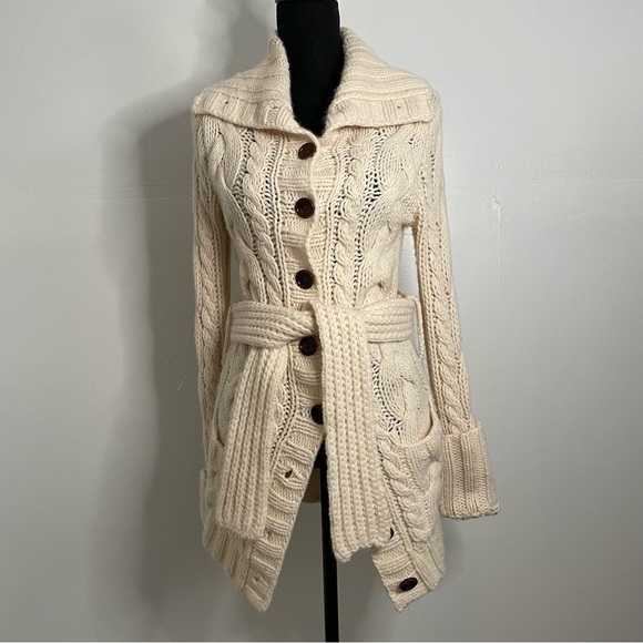 Abercrombie & Fitch Sweaters - Abercrombie & Fitch Vintage Cream Lamb’s Wool Button Down Cable Knit Sweater